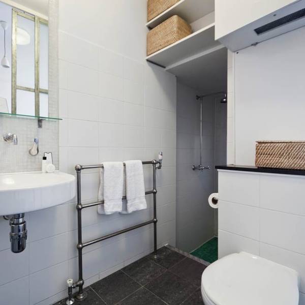 Bathroom Tiles